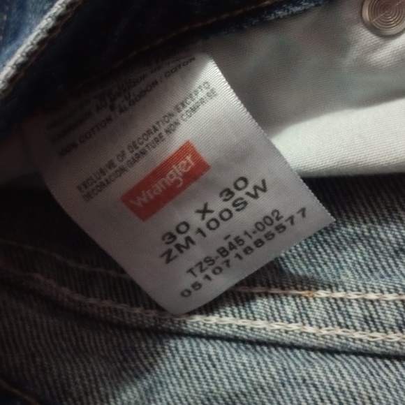 Jeans - Picture 3 of 4